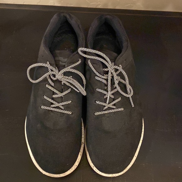 Strike MVMNT Interval Mens Shoe - Picture 2 of 9